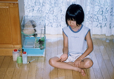 2003.8.10.momo4.jpg (54471 oCg)