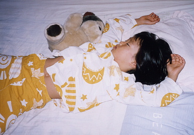 2003.8.22.moe1.jpg (54057 oCg)
