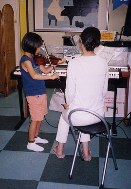 2003.8.26.moe1.jpg (57942 oCg)