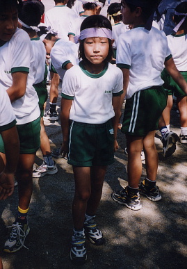 2003.9.28.moe_undoukai3.jpg (63900 バイト)