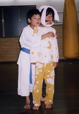 2003.9.29.〜10.1.moe6.jpg (49977 バイト)
