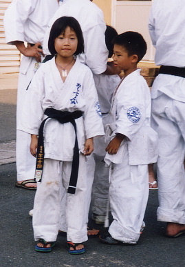 20038.23.〜24.lkarategassyuku11.jpg (55552 バイト)