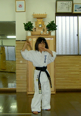 2004.1.1.moe2.jpg (59094 oCg)