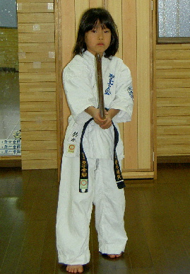 2004.1.1.moe6.jpg (61120 バイト)