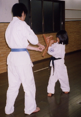 2004.1.15.moe7.jpg (46499 oCg)
