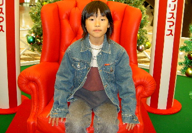 2004.11.21.moe3.jpg (78128 バイト)