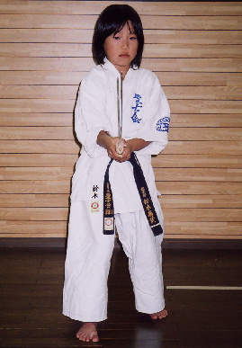 2004.12.10.moe8.jpg (54671 oCg)