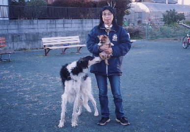 2004.2.15.tanuki&mio7.jpg (72537 バイト)