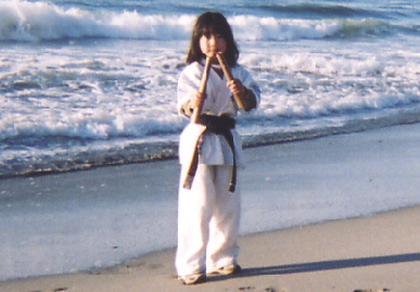 2004.2.8.karate_kanchuugeiko6.jpg (52779 バイト)