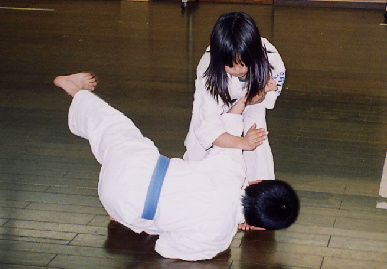 2004.4.14.moe8.jpg (48585 oCg)
