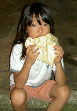 2004.6.13moe7.jpg (64778 oCg)