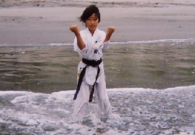 2004.7.31.moe2.jpg (58910 バイト)