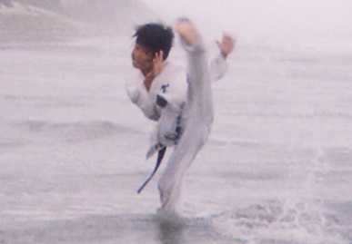 2004.7.31.moe4.jpg (31421 バイト)