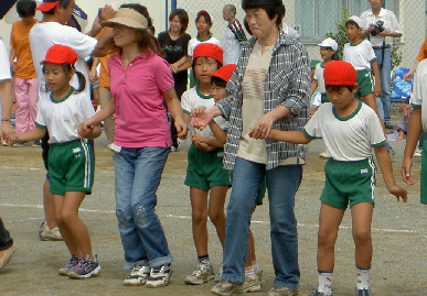 2004.9.26.moe2.jpg (78020 バイト)