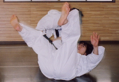 2005.1.16.moe4.jpg (44284 バイト)