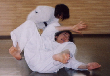 2005.1.16.moe5.jpg (38445 バイト)