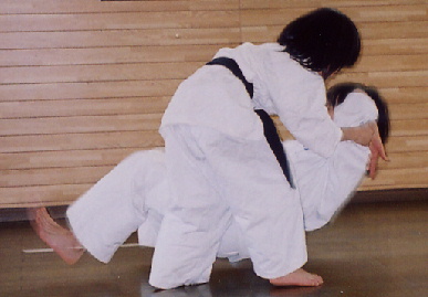 2005.1.16.moe6.jpg (43090 バイト)