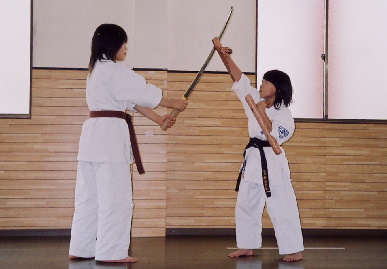 2005.1.9.moe2.jpg (47170 バイト)