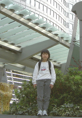 2005.4.16..tokyo9.jpg (68500 バイト)