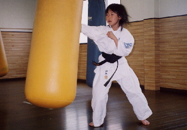 2005.5.15.moe1.jpg (47360 バイト)