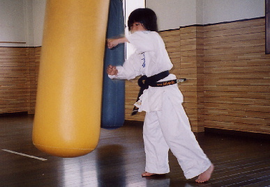 2005.5.15.moe2.jpg (51467 バイト)