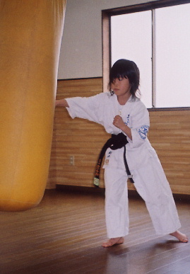 2005.5.8.moe10.jpg (41268 oCg)