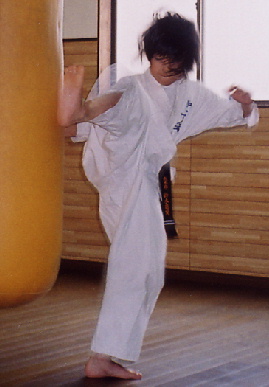 2005.5.8.moe11.jpg (42278 oCg)