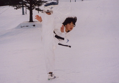 2006.2.21.karate5.jpg (35975 oCg)