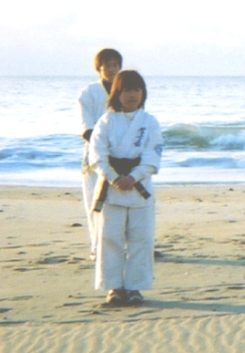 2006.2.5.moe4.jpg (38533 バイト)
