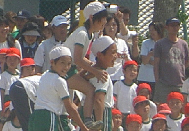 2006.5.21.undoukai15.jpg (60934 oCg)