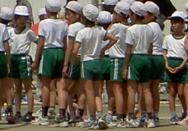 2006.5.21.undoukai5.jpg (60734 oCg)