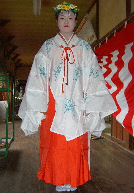 2005.10.8.maihime11.jpg (71918 �o�C�g)