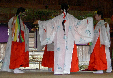 2005.10.8.maihime24.jpg (72333 �o�C�g)