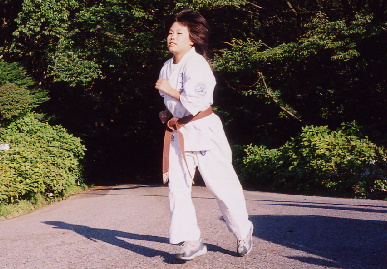 2005.8.28.karate_gassyuku59.jpg (79333 �o�C�g)