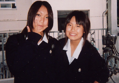 2004.10.9.�`10.gakuensai3.jpg (50796 �o�C�g)