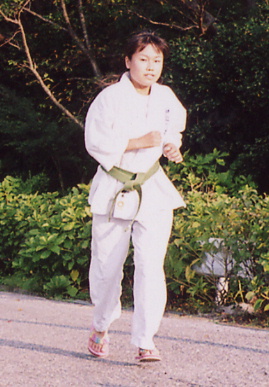 2004.8.22.karate_.gassyuku1.jpg (66746 �o�C�g)