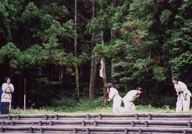 2004.8.22.karate_.gassyuku11.jpg (89147 �o�C�g)