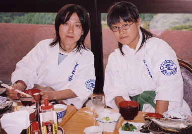 2004.8.22.karate_.gassyuku5.jpg (64916 �o�C�g)
