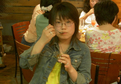 2005.4.29.azisai13.jpg (64457 �o�C�g)